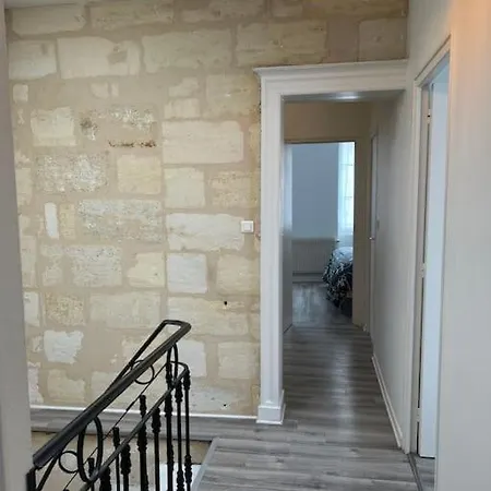 Belle Demeure Médocaine Charme Et Convivialité *